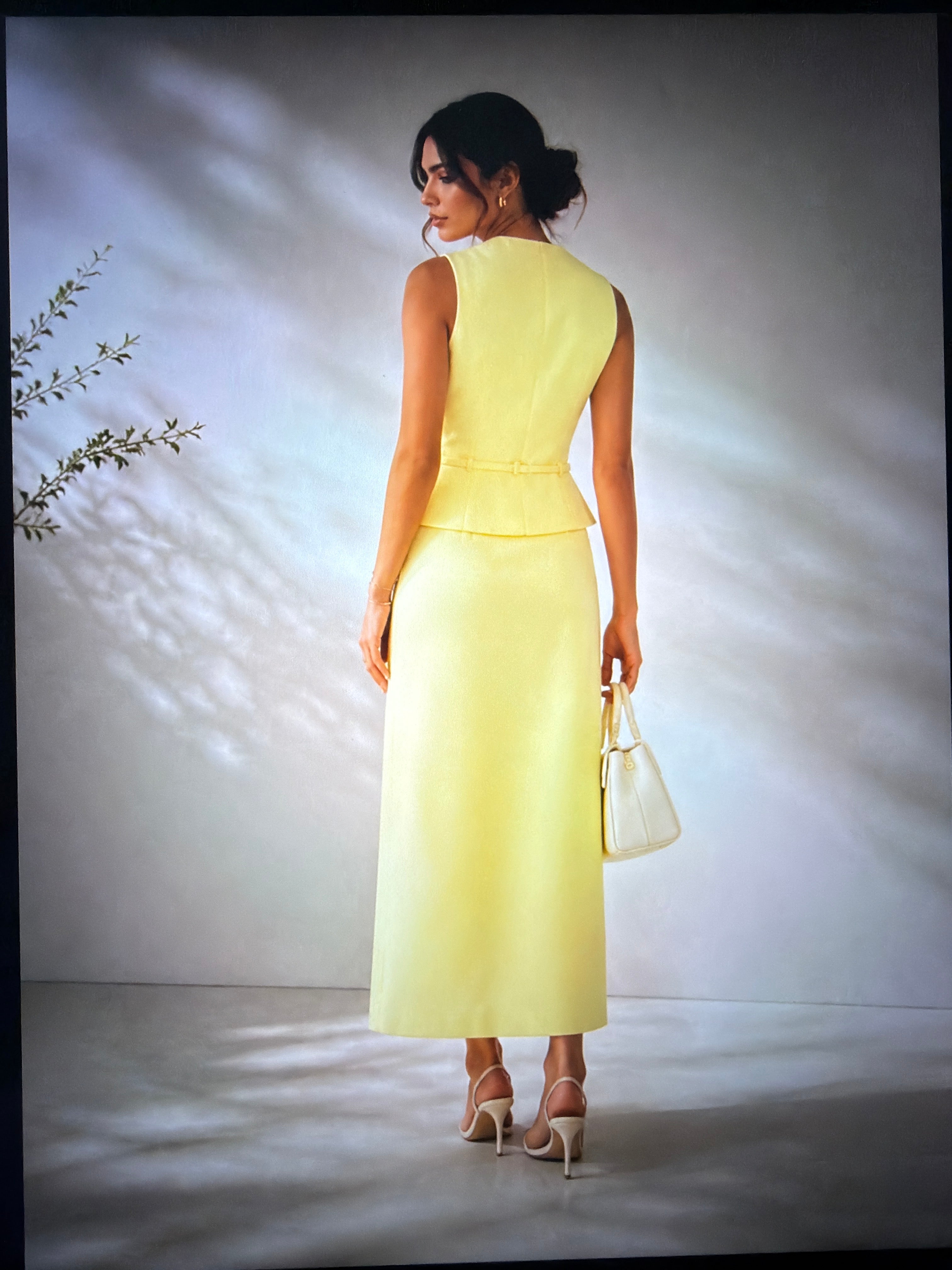 BELTED HALTER VEST TOP STRAIGHT SKIRT SET