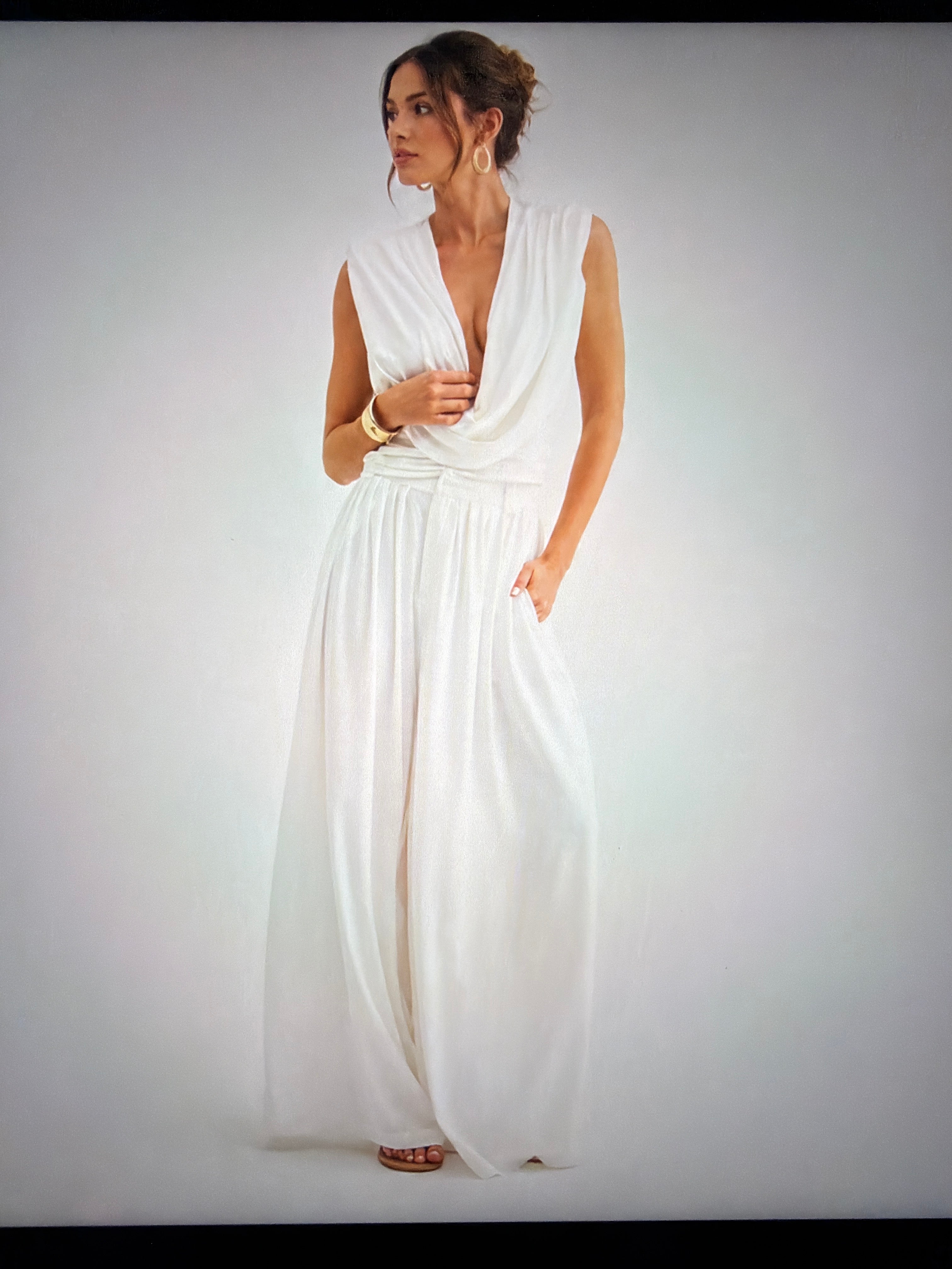 TAILORED FLOW WIDE LEG PANTS