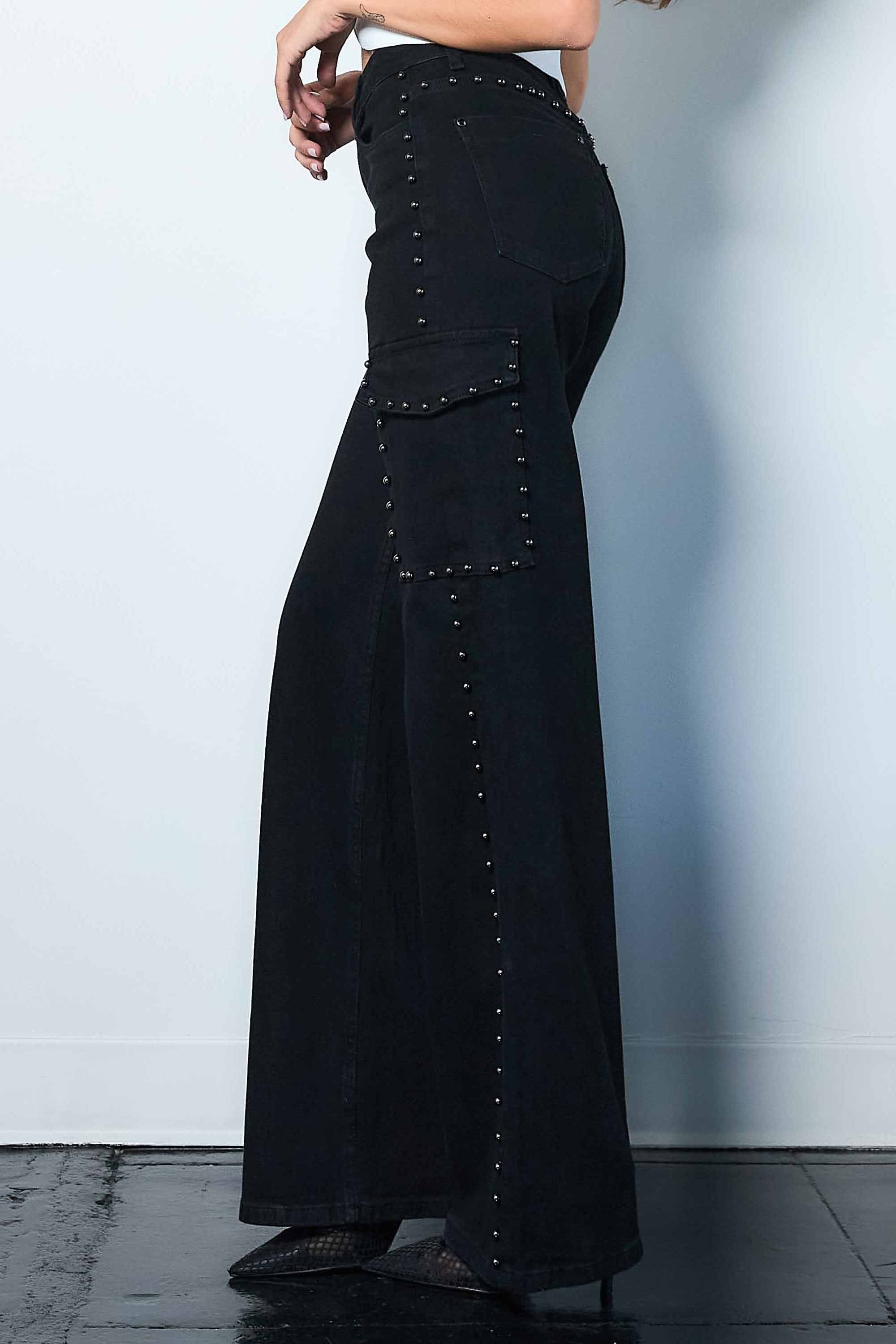 Wide Leg Cargo Jeans